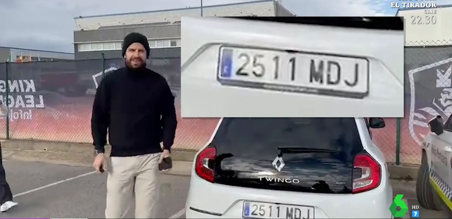 Piqué's Twingo would have a message dedicated to Shakira on the plaque