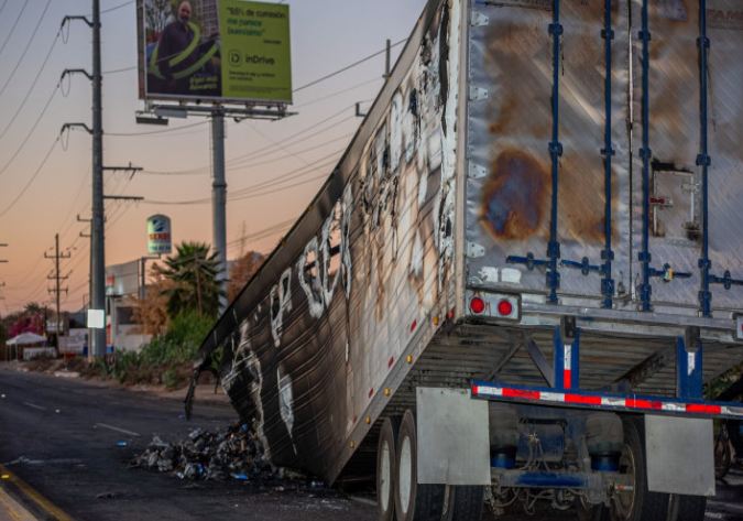 Sinaloa cartel stole up to 250 cars for drug blockades after the arrest of Ovidio Guzmán