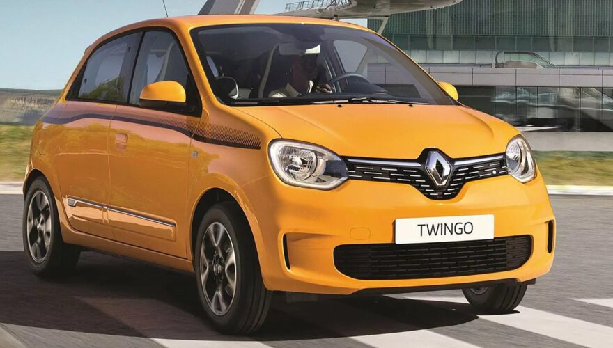 Why do they say that the Ranualt Twingo is the best car to have sex in?  (+Video)
