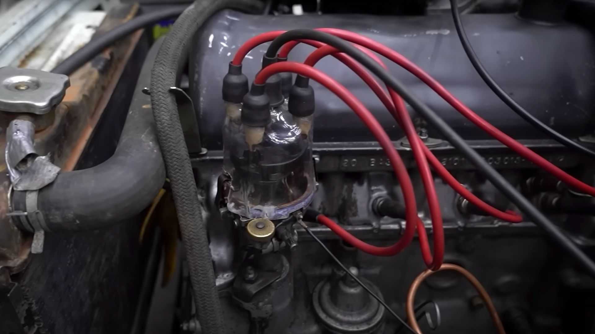 A Pepper With A Clear Distributor Cap Is A Thrilling Experience